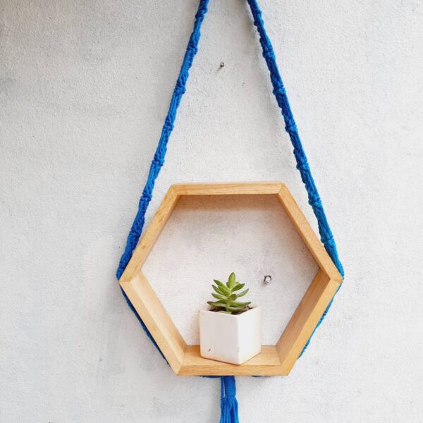 wall-hanging-shelf