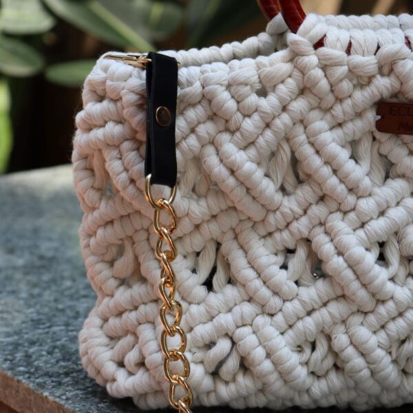 women's-handbag