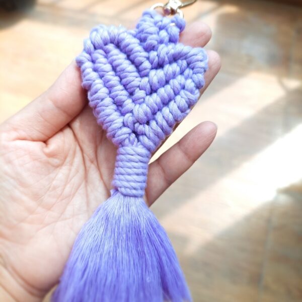 macrame-keychain