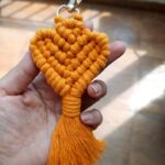 macrame-keychain