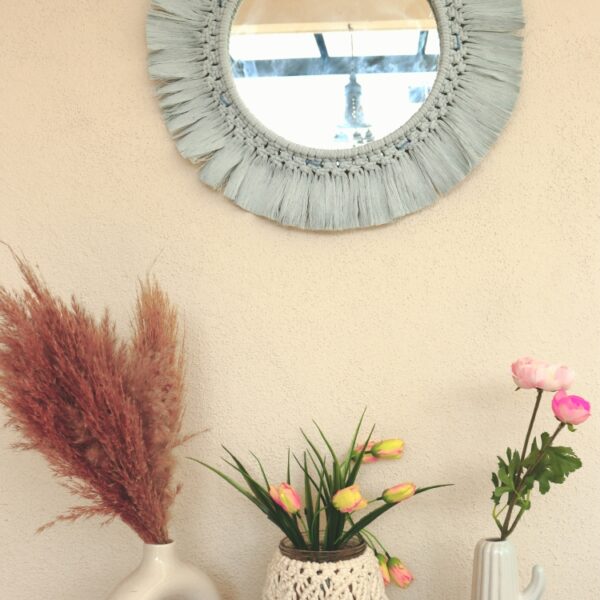 wall-hanging-mirror