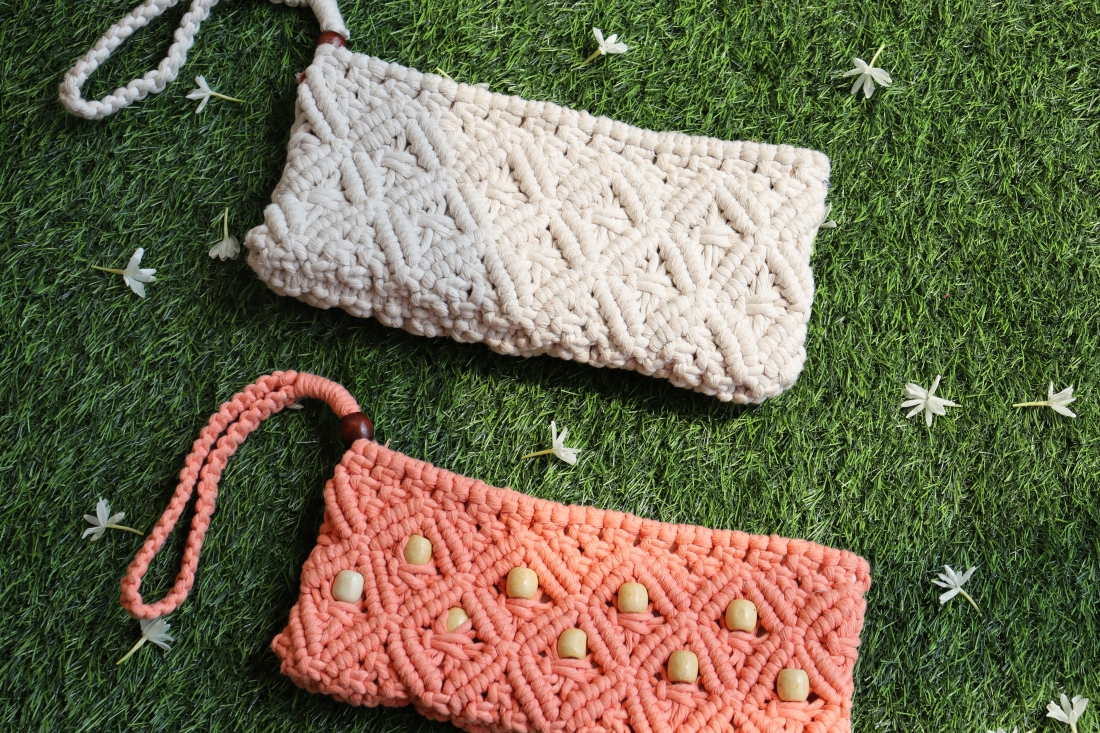 make-up-pouch