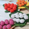 crochet-berry-flower