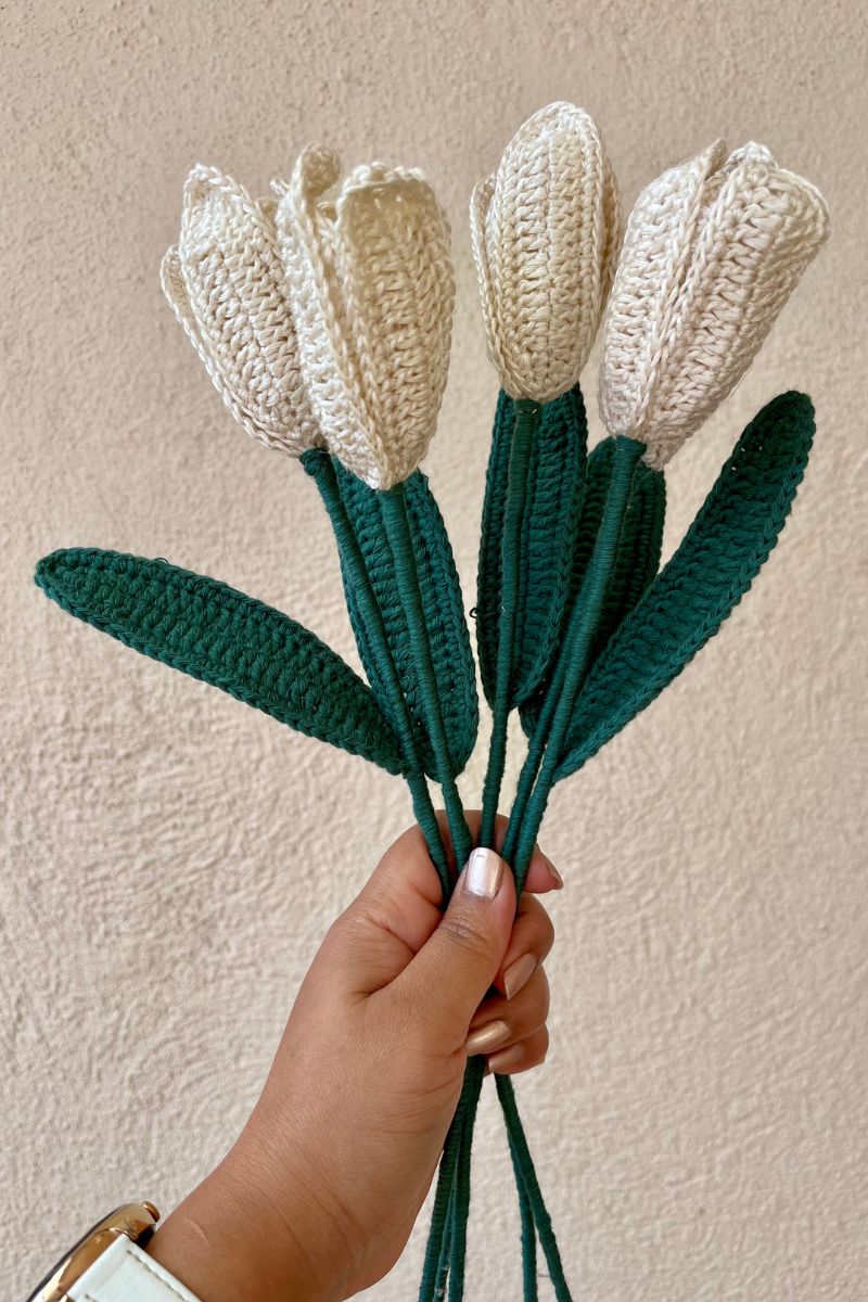 crochet-open-tulip-stick