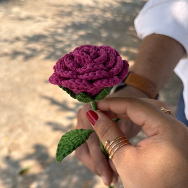 crochet-rose-stick