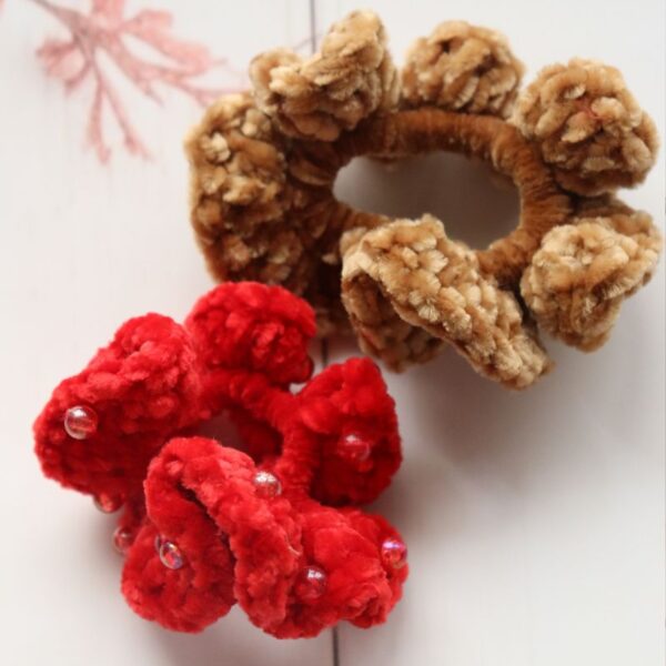 red-and-brown-velvet-scrunchie-combo