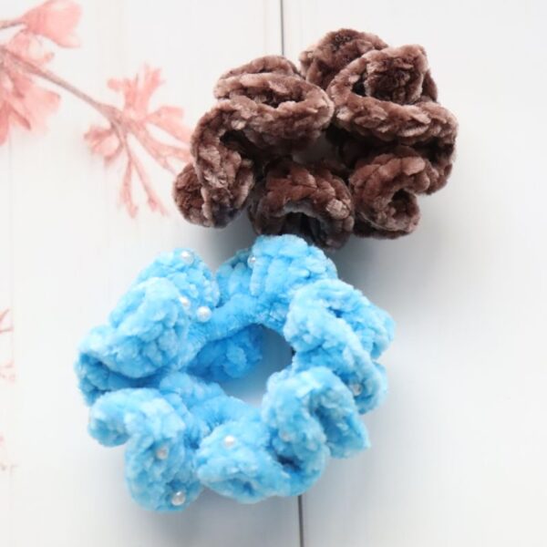 Brown-and-sky-blue-velvet-scrunchie-combo