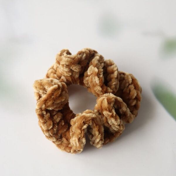 brown-velvet-scrunchie
