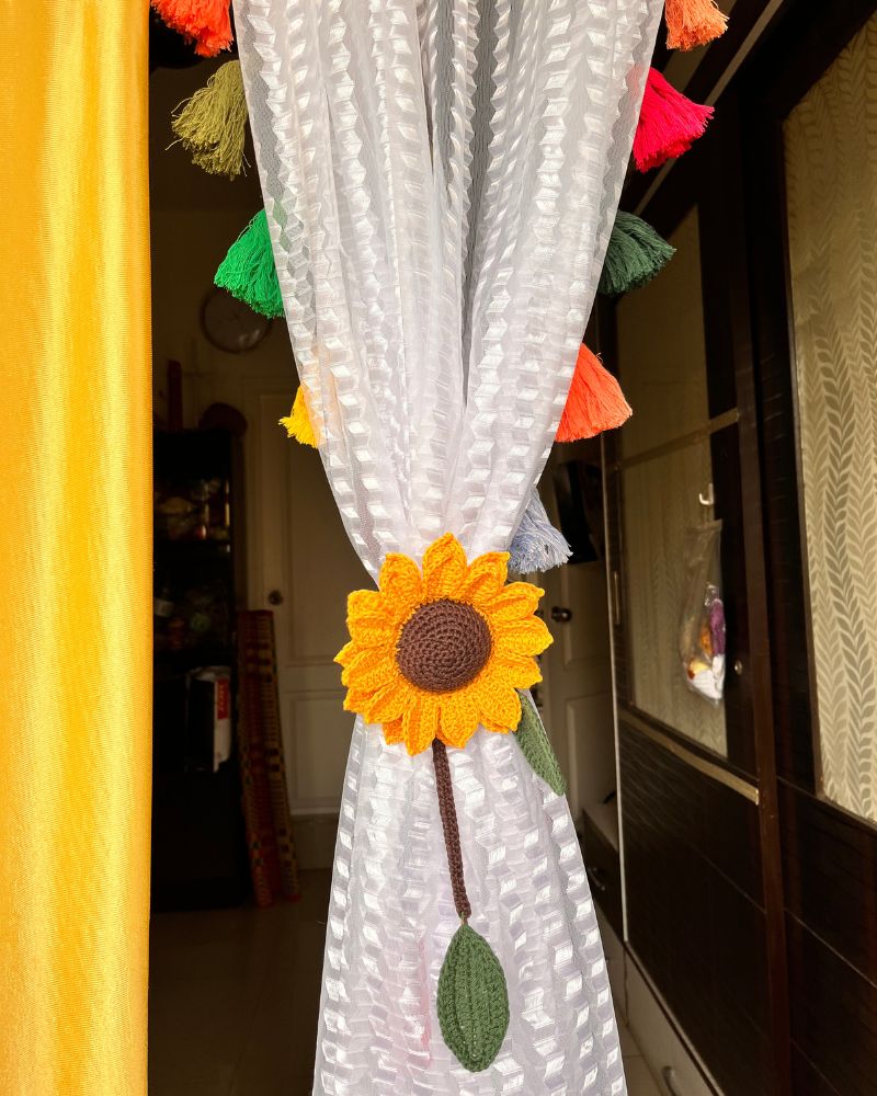 Sunflower-Curtain-tie-back03