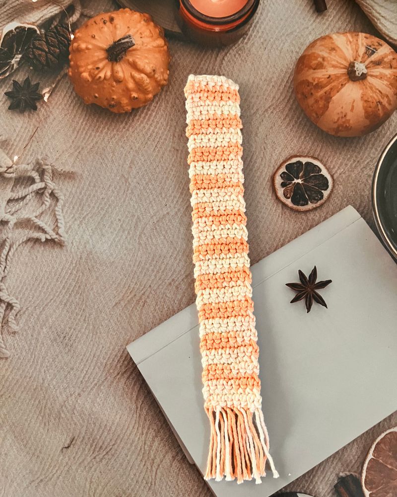 peach-shaded-bookmark peach-shaded-bookmark