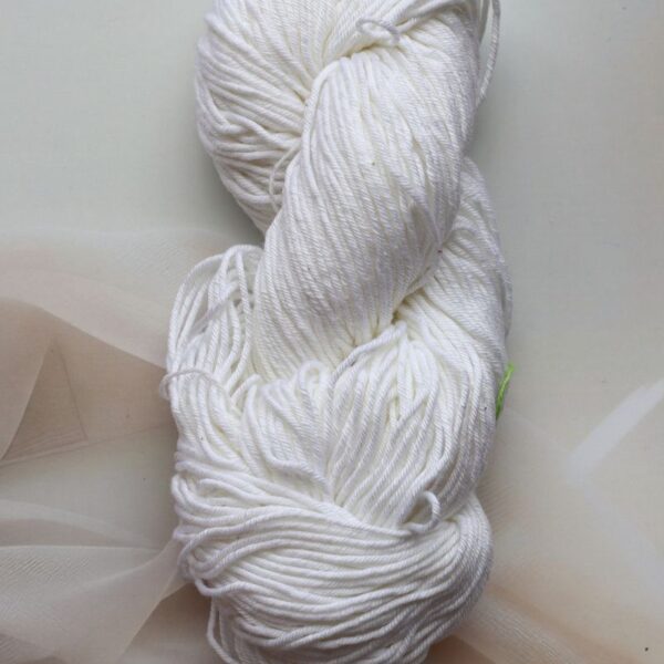 snow-white-crochet-yarn
