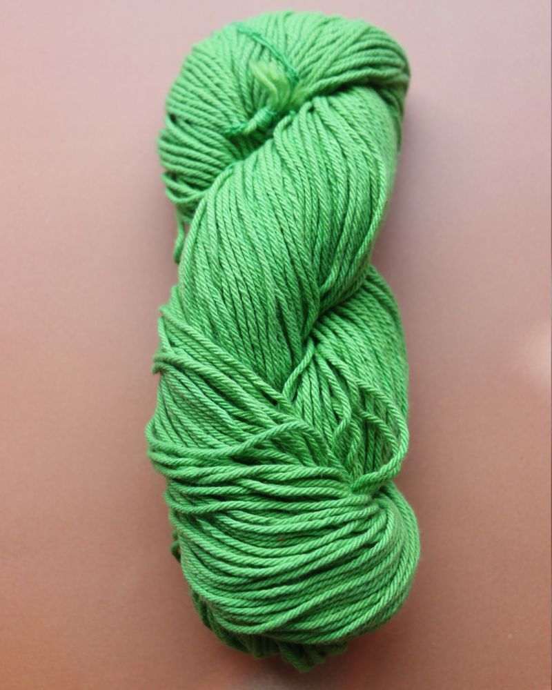 Myst-Parrot-green-crochet-yarn