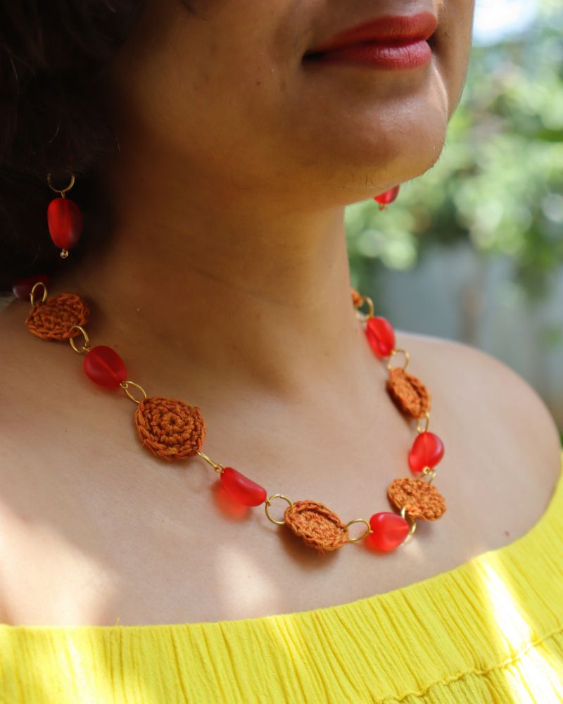 Crochet-orange-neck-set1