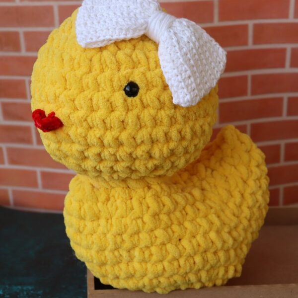 crochet-plushie duck-big