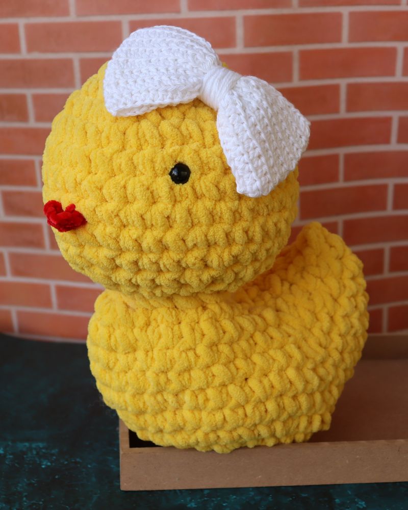 crochet-plushie duck-big
