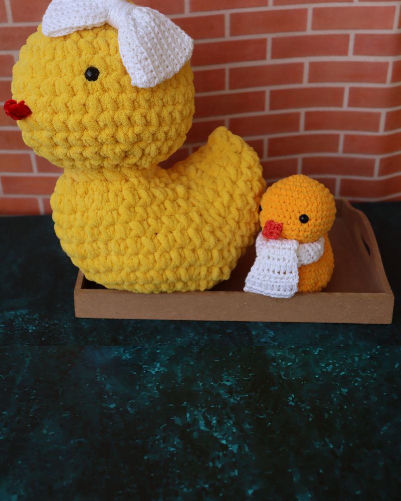 crochet-plushie duck