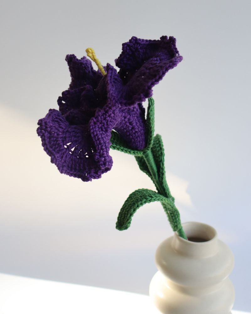 Crochet-Purple-iris-flower