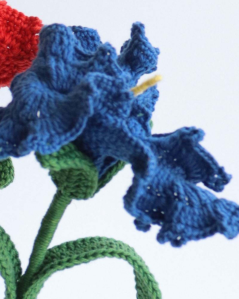 Crochet-blue-iris-flower Crochet-blue-iris-flower