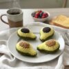 crochet-avocado-keychain crochet-avocado-keychain